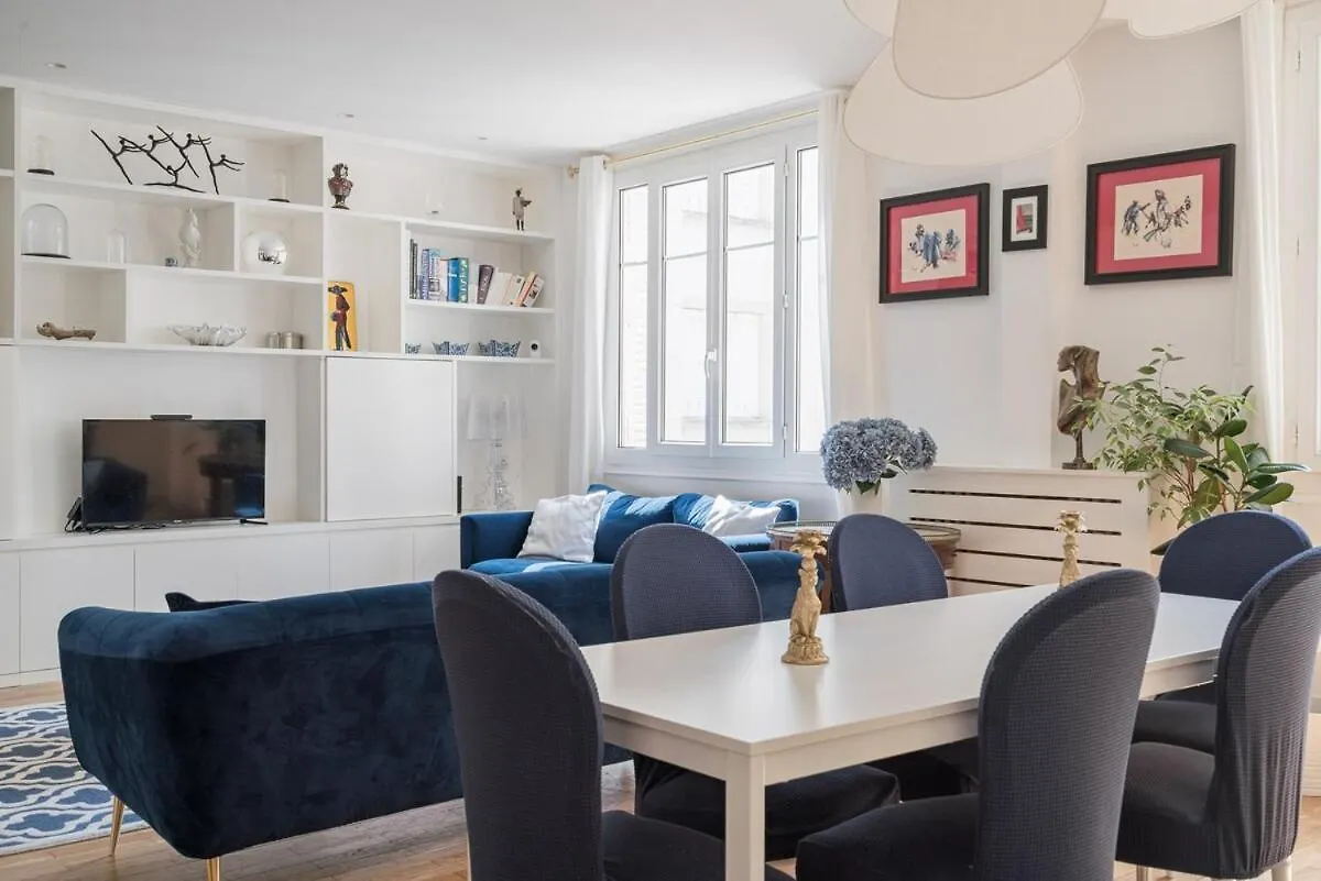 Apartment Veeve - Ethereal Light Paris